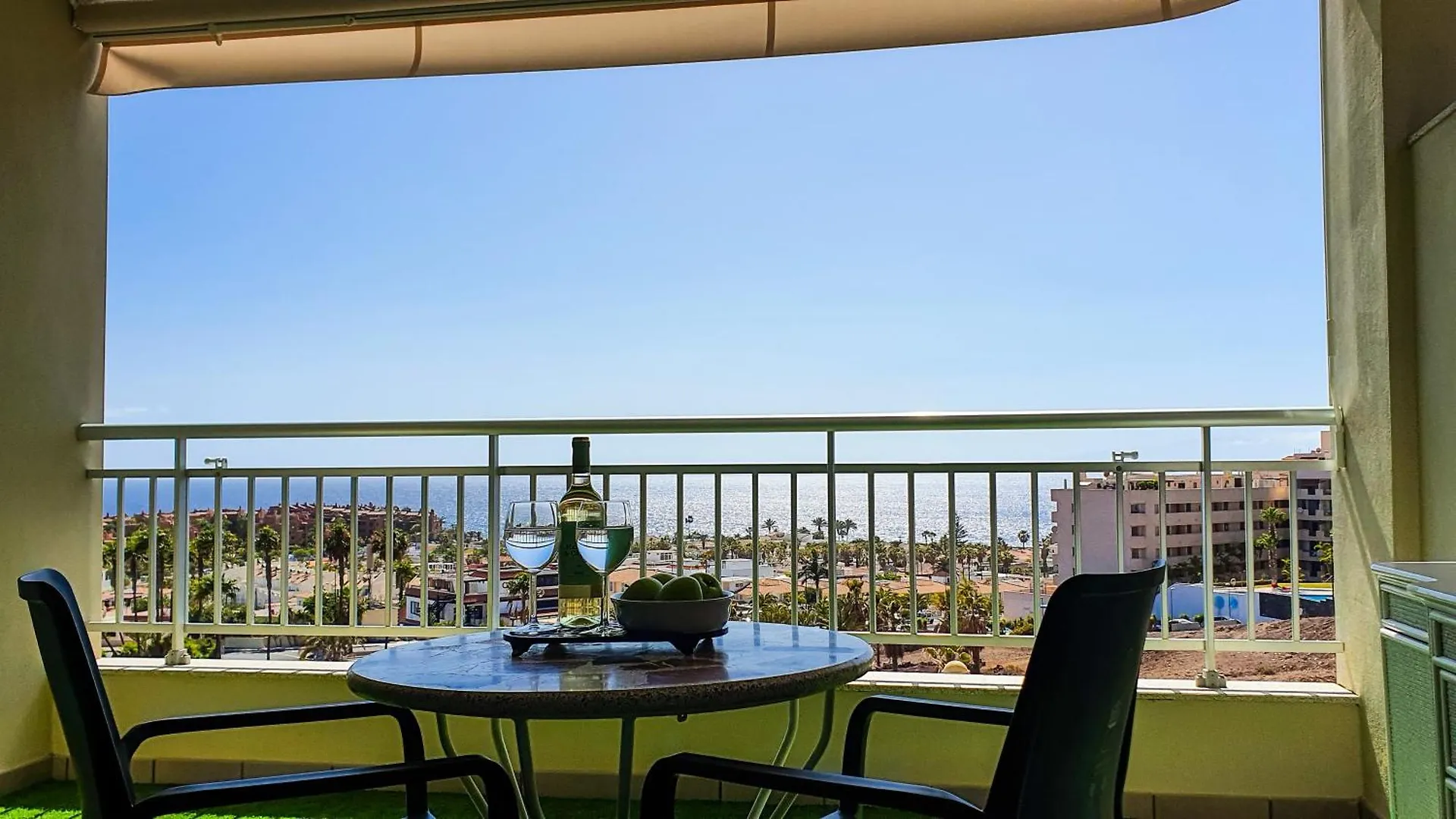 Апартаменты Ocean View With Sunset In Palm Mar- Pool- Wifi - Parking 0*, Эль-Пальмар